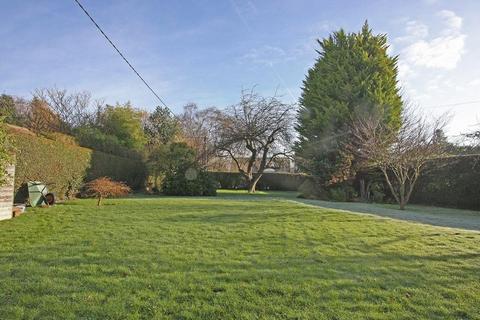 4 bedroom cottage for sale, Chobham, Surrey