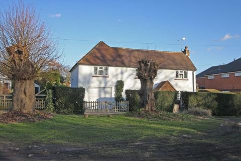 4 bedroom cottage for sale, Chobham, Surrey