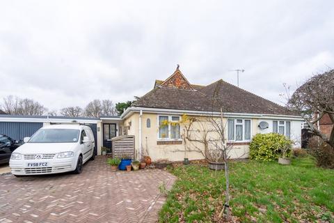 2 bedroom bungalow for sale, Heghbrok Way, Aldwick