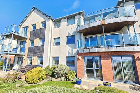1 bedroom retirement property for sale, Anchorage Court, Marine Parade East, Lee-On-The-Solent, PO13