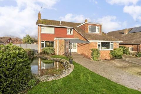 4 bedroom detached house for sale, Park Farm Close, Shadoxhurst