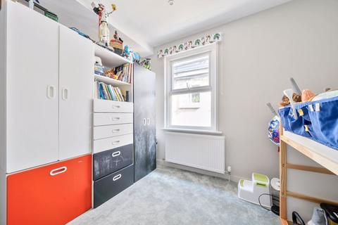 38 Dawson Road, Kingston Upon Thames, KT1 3AT