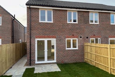 2 bedroom semi-detached house for sale, 2 Middle Bull Hill, Stubbington, Fareham