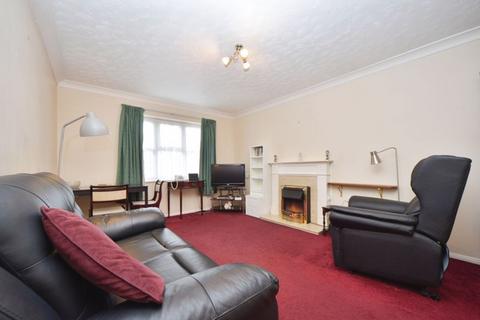 2 bedroom retirement property for sale, Pincott Road, Bexleyheath DA6