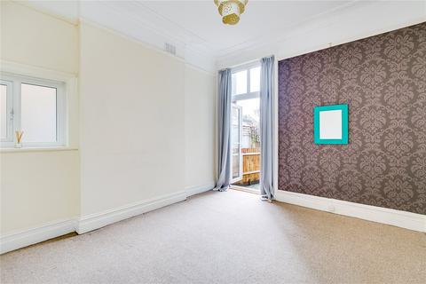 2 bedroom apartment to rent, London W12