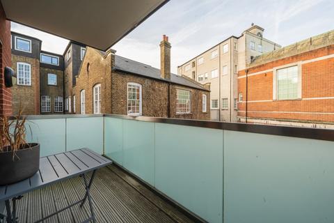 1 bedroom apartment for sale, London W3