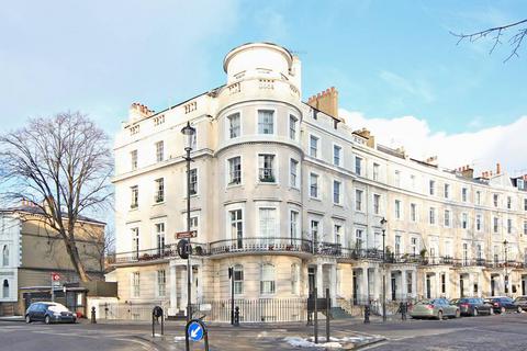 2 bedroom apartment to rent, London W11