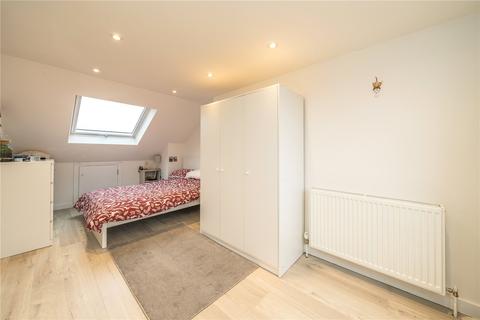 2 bedroom apartment for sale, London NW10