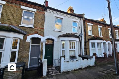 3 bedroom terraced house to rent, Balfern Street, London SW11