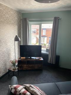 2 bedroom house to rent, Rosemount Court - Air BnB , Bishop Auckland, Durham