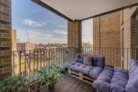 2 bedroom flat for sale, Nellie Cressall Way, London