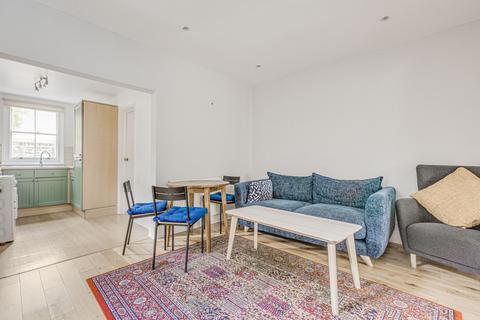 2 bedroom maisonette to rent, Emu Road, London SW8