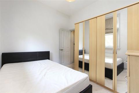 1 bedroom flat to rent, St John's Road, London SW11