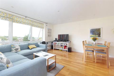 2 bedroom flat to rent, The Latitude Building, Clapham South SW4