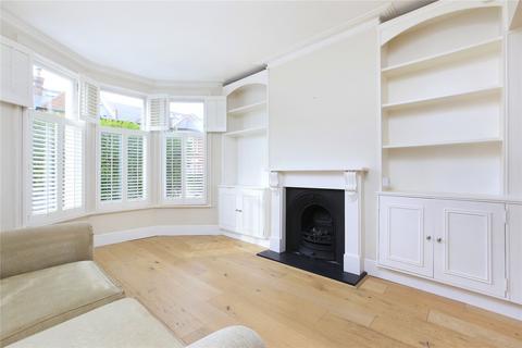 4 bedroom terraced house to rent, Haverhill Road, London SW12