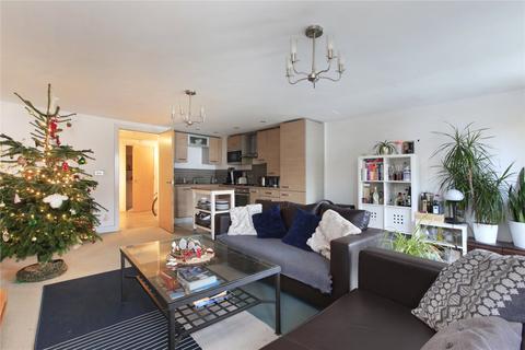 2 bedroom flat to rent, Stane Grove, London SW9