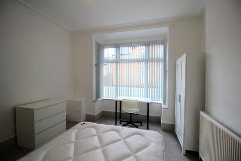 6 bedroom house share to rent, Birmingham B16