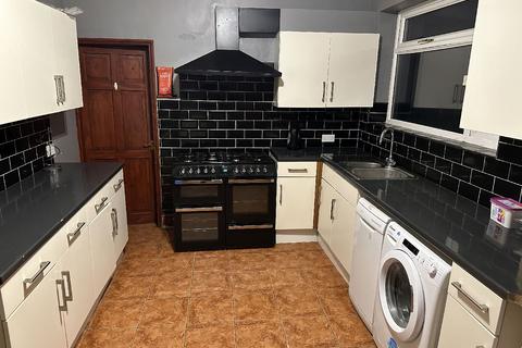 7 bedroom house share to rent, Nottingham NG7