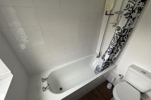 1 bedroom house to rent, Nottingham NG7
