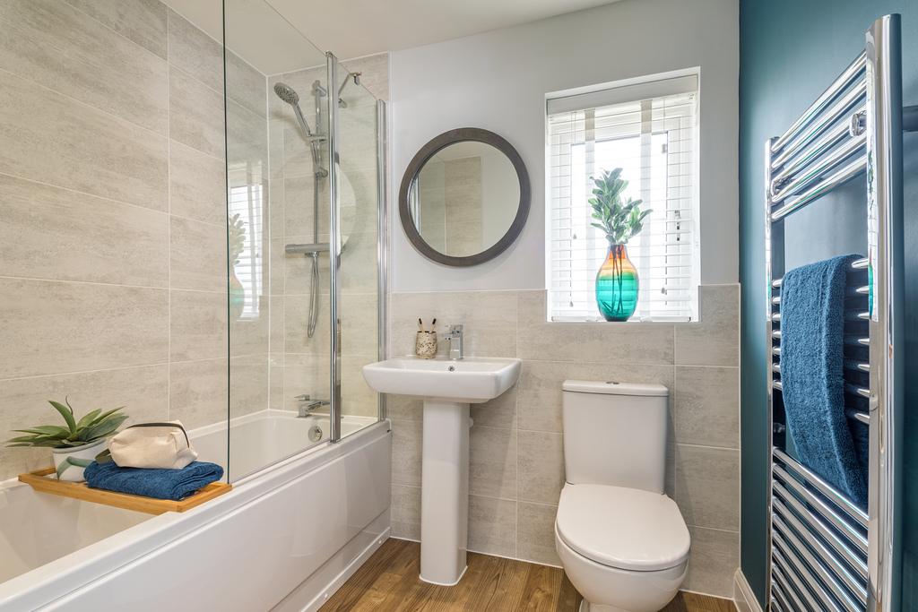 Family bathroom, ellerton, 3 bed house type