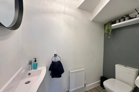 6 Chevry Close, Glebe Farm, Milton Keynes, MK17 8LZ