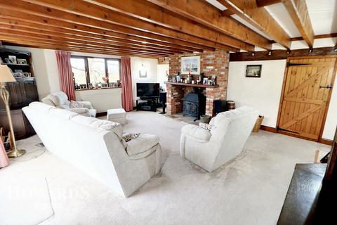 5 bedroom link detached house for sale, Malt Office Lane, Halesworth