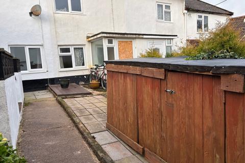 2 bedroom cottage for sale, High Street, Crediton, EX17