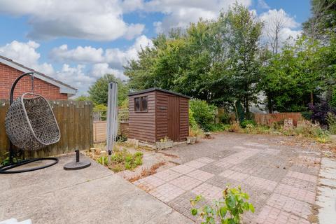 2 bedroom semi-detached bungalow for sale, Meadow Gardens, Crediton, EX17