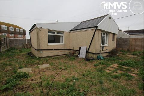 2 bedroom bungalow for sale, Beach Way, Jaywick, Clacton-On-Sea