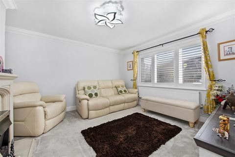 3 bedroom semi-detached house for sale, Kennel Close, Ascot