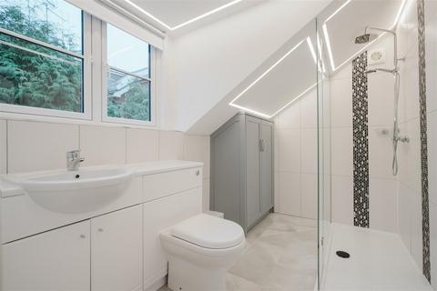 81 Kennel Ride, Ascot, SL5 7NU