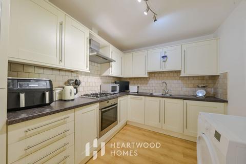 2 bedroom flat for sale, Beningfield Drive, London Colney, St. Albans, AL2 1FD