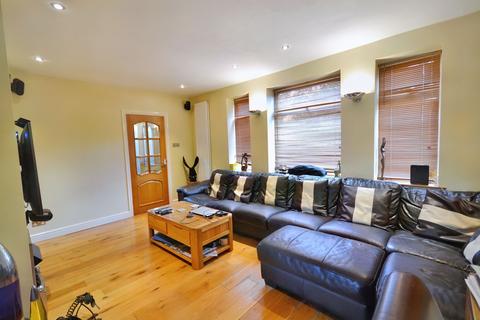 49 Haggerston Road, Borehamwood, WD6 4BU