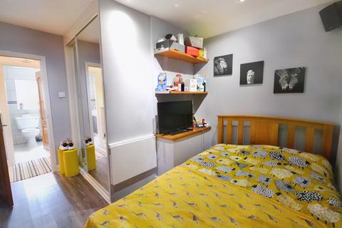 49 Haggerston Road, Borehamwood, WD6 4BU