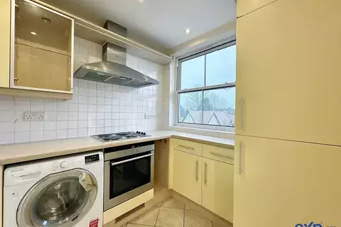 undefined, Hemnall Street, Epping CM16