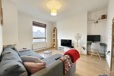 2 bedroom apartment for sale, King & Queen Street, London SE17