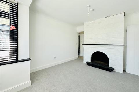 22 Cedar Close, Swanley, BR8 7HQ
