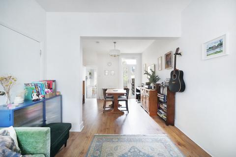 3 bedroom terraced house for sale, Dunloe Avenue, London N17