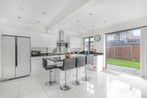 5 bedroom terraced house for sale, Berwick Road, Wood Green N22