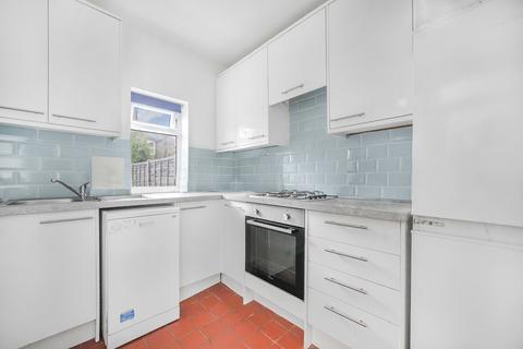 2 bedroom terraced house for sale, Graham Road, London N15