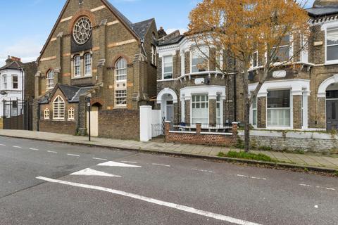 2 bedroom flat for sale, Corrance Road, London SW2