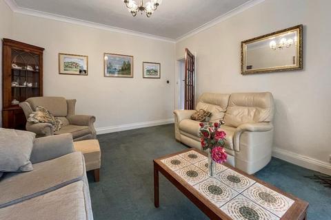 95 Farley Road, South Croydon, CR2 7NJ