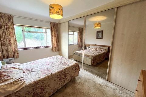 95 Farley Road, South Croydon, CR2 7NJ