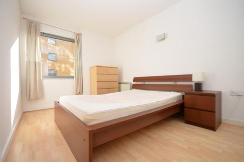 1 bedroom apartment to rent, Deals Gateway, London SE13