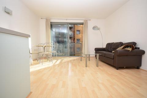 1 bedroom apartment to rent, Deals Gateway, London SE13