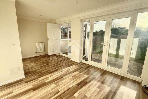 2 bedroom end of terrace house for sale, Hollywell Road, Waddington