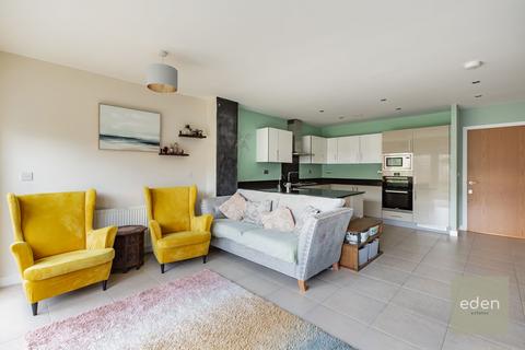 2 Elder Wood Close, Snodland, ME6 5FH