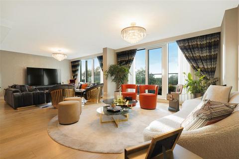 4 bedroom block of apartments for sale, Queenstown Road, SW11