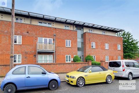 2 bedroom apartment for sale, King George Crescent, Wembley, HA0