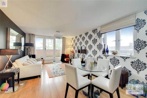 2 bedroom apartment for sale, King George Crescent, Wembley, HA0